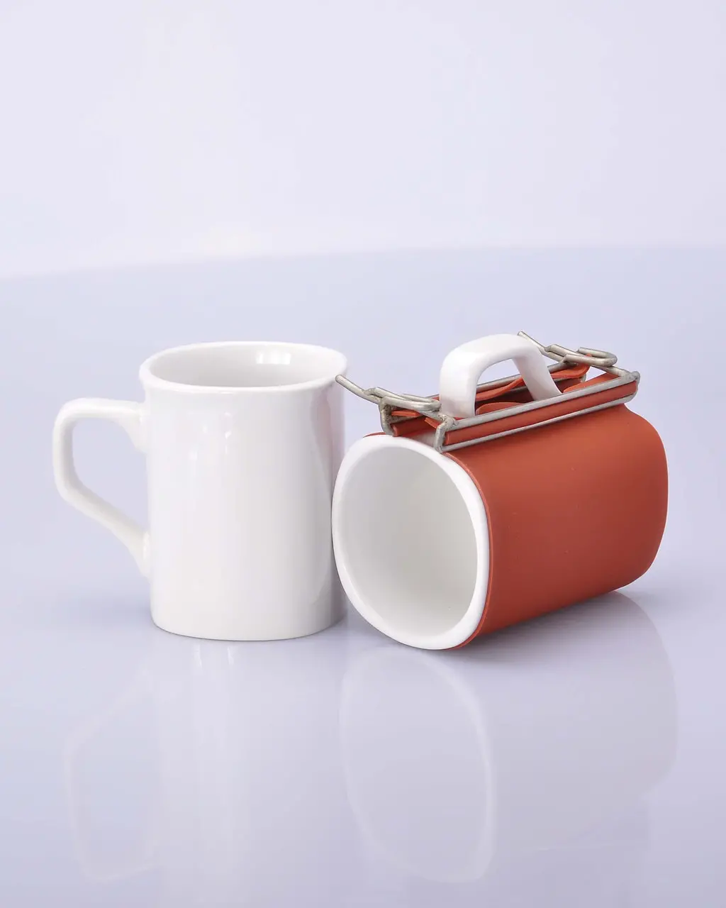 Силіконовий обтискач для чашки "Nescafe" 9,5 oz (червоний)